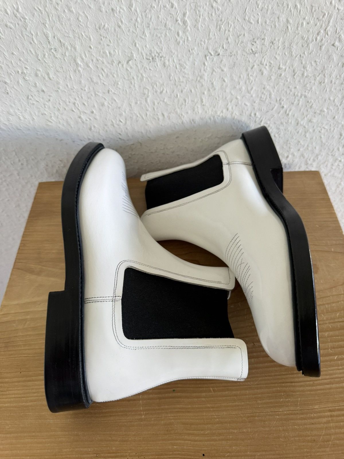 Calvin Klein 205W39NYC Chelsea Boots White Size US 8 / EU 41 - 1 Thumbnail