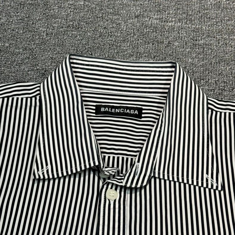 Balenciaga Balenciaga Black and white striped back logo printed long Size US XXS / EU 40 - 4 Thumbnail