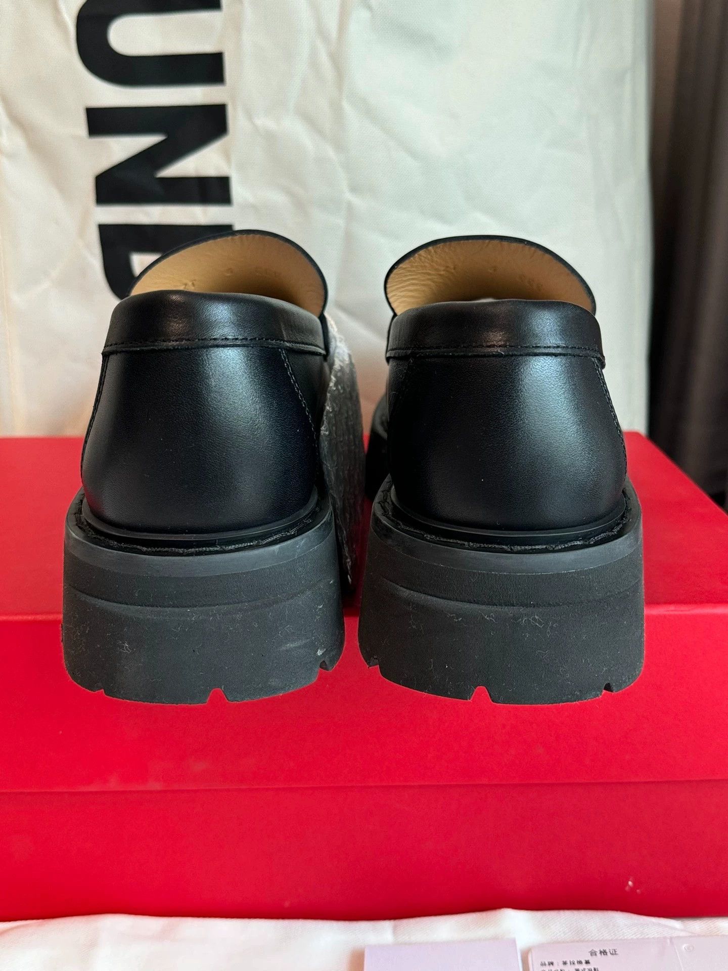 Salvatore Ferragamo Ferragamo men's black platform loafer 40/6 EEE Size US 7 / EU 40 - 3 Thumbnail
