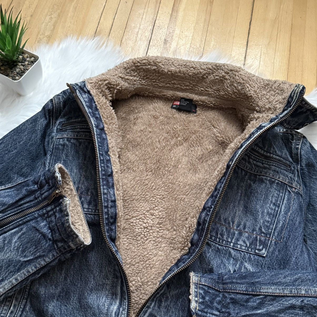 Diesel 📌 Vintage Y2K Diesel Fur Sherpa Denim Jacket Zip Up 00s Size L / US 10 / IT 46 - 11 Thumbnail