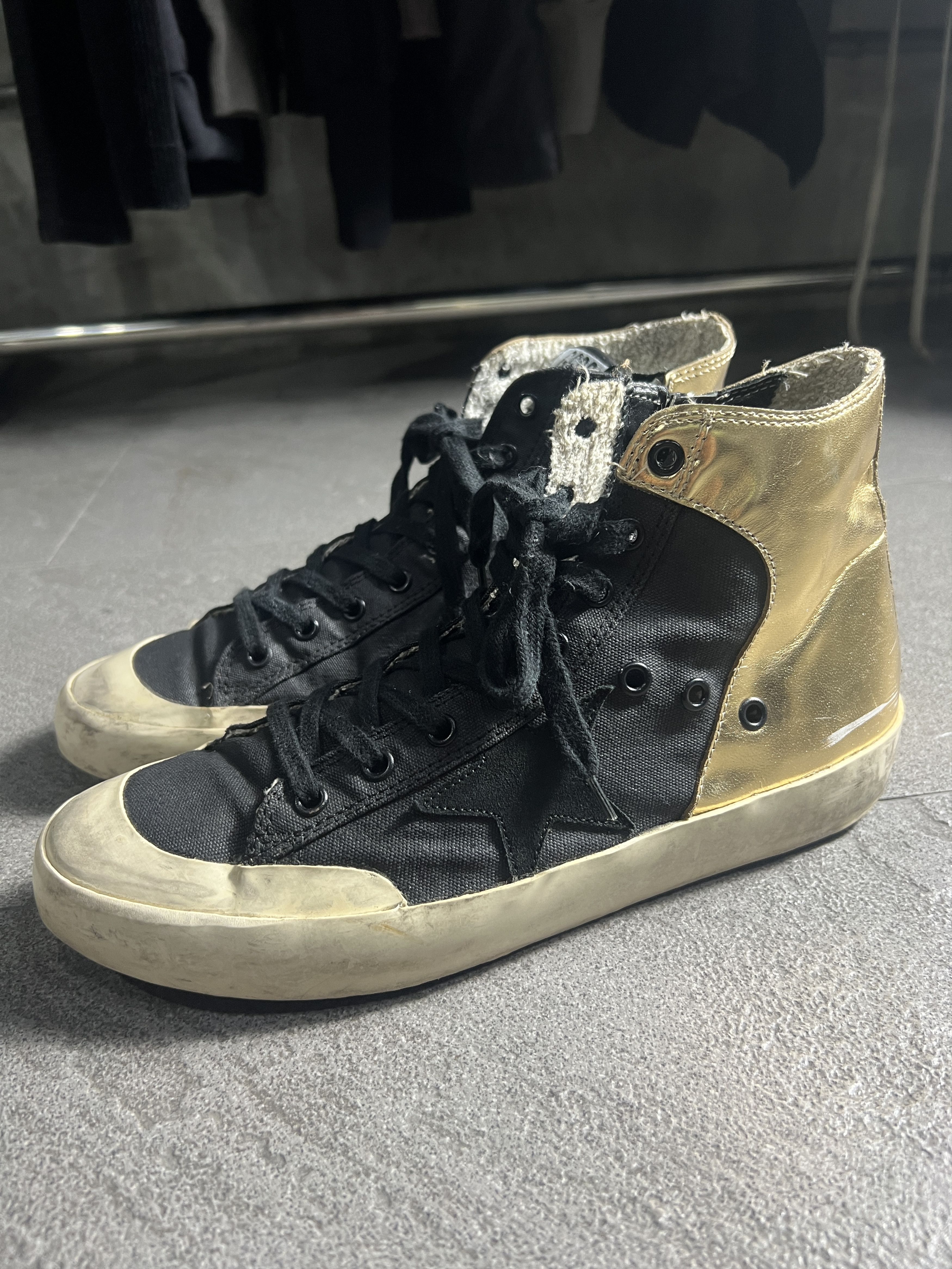 Golden Goose Golden Goose Francy High Gold Records EDT Size 40 Size US 7 / EU 40 - 2 Thumbnail