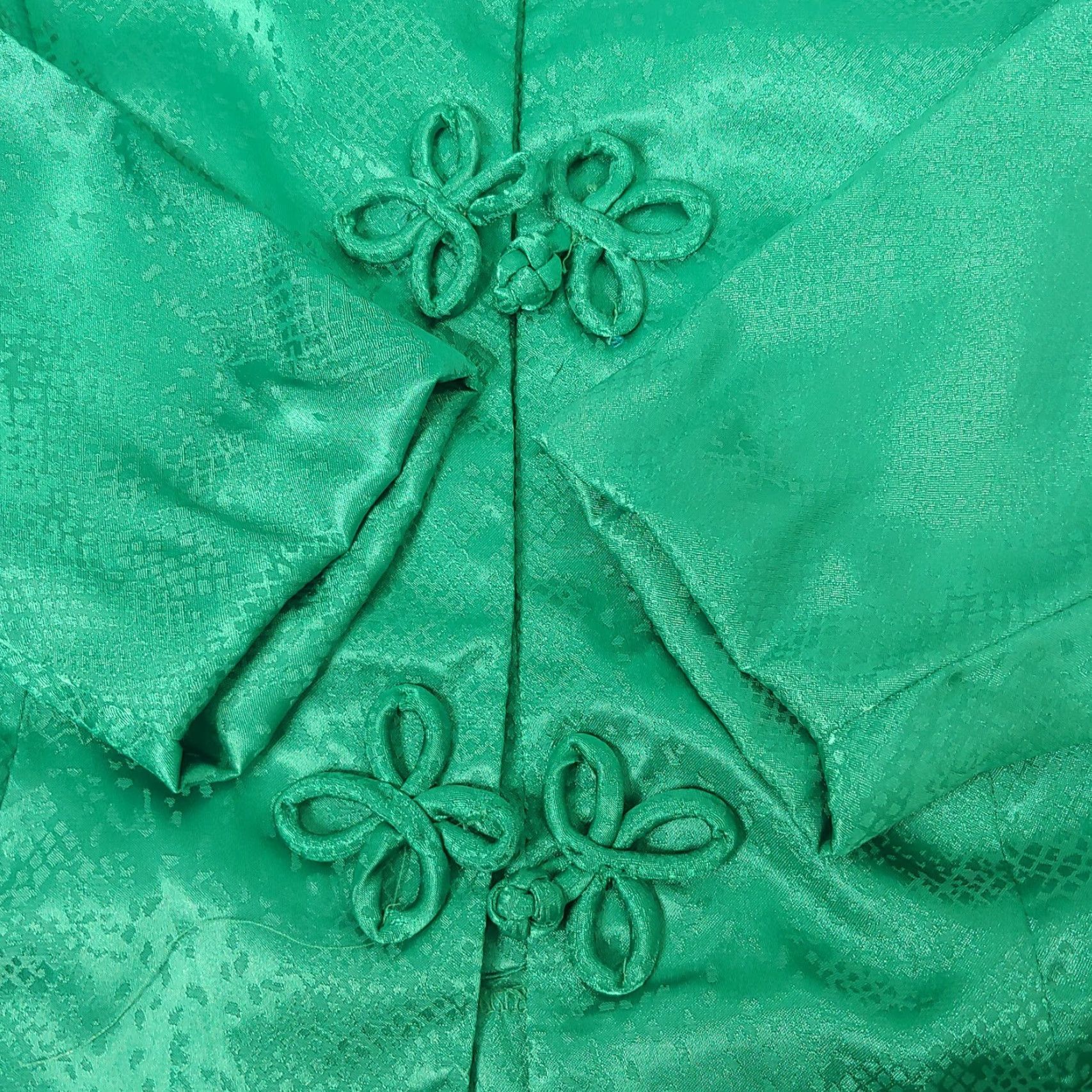 Vintage VINTAGE Lady Carol Blouse Petites M Green Satin Snakeskin Print Snap Long Sleeve V-Neck Asian Jacket Style Blouse Womens Size M / US 6-8 / IT 42-44 - 2 Thumbnail