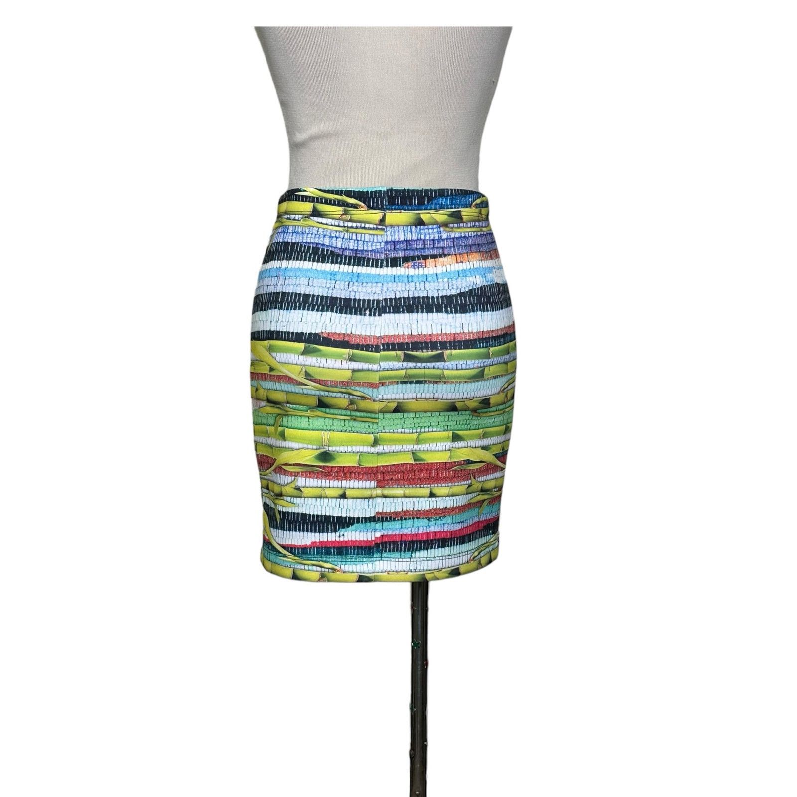 Clover Canyon CLOVER CANYON Surf Shack neoprene mini pencil skirt size XS Size 26" / US 2 / IT 38 - 12 Thumbnail