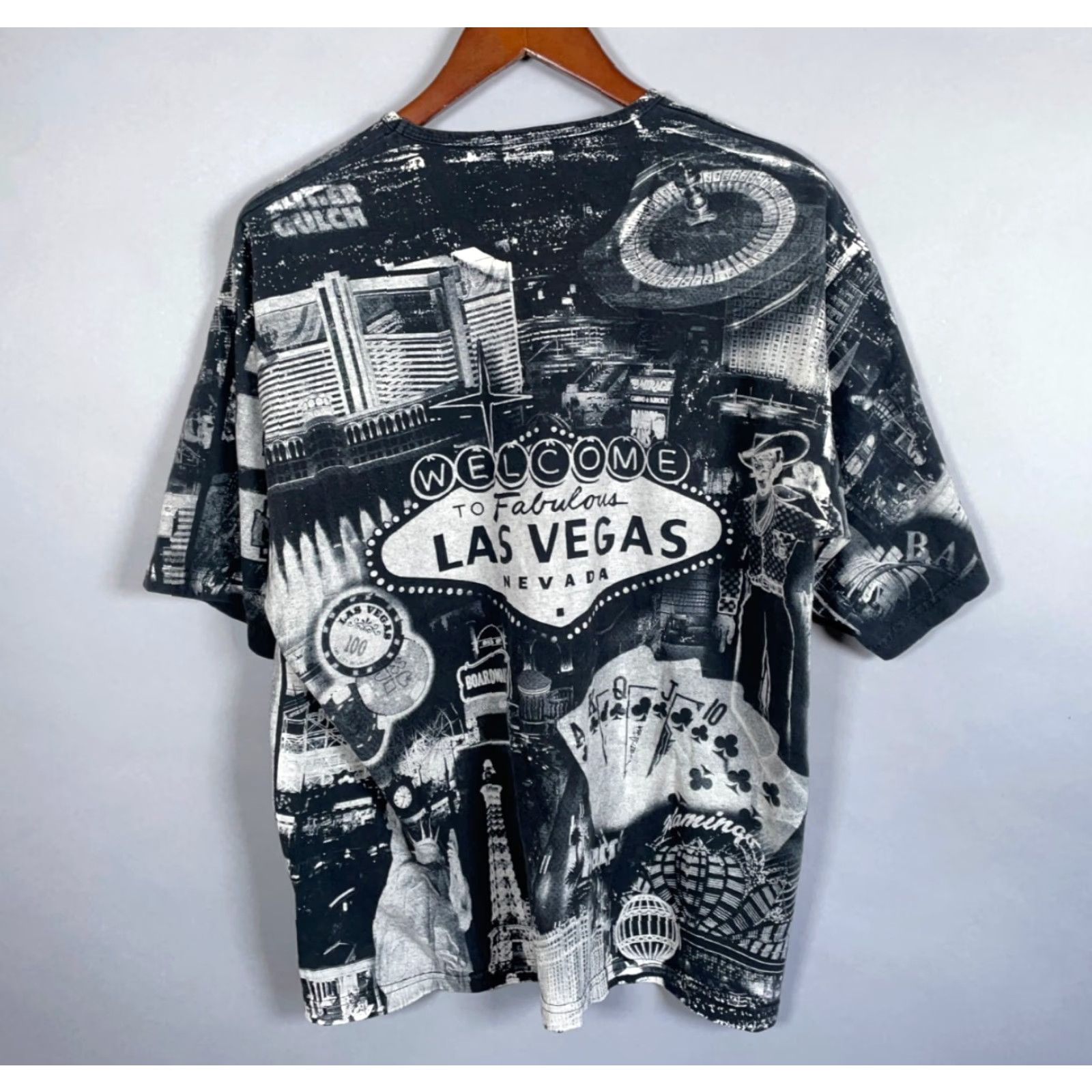 Vintage VINTAGE Chelona USA Las Vegas T-Shirt All Over Print Rhinestone Cotton Adult Large Black City Retro Size US L / EU 52-54 / 3 - 2 Thumbnail