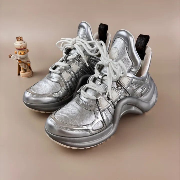 Louis Vuitton Louis Vuitton Silver Low-Top Stylish Sneakers -2508 Size US 6 / IT 36 - 1 Thumbnail