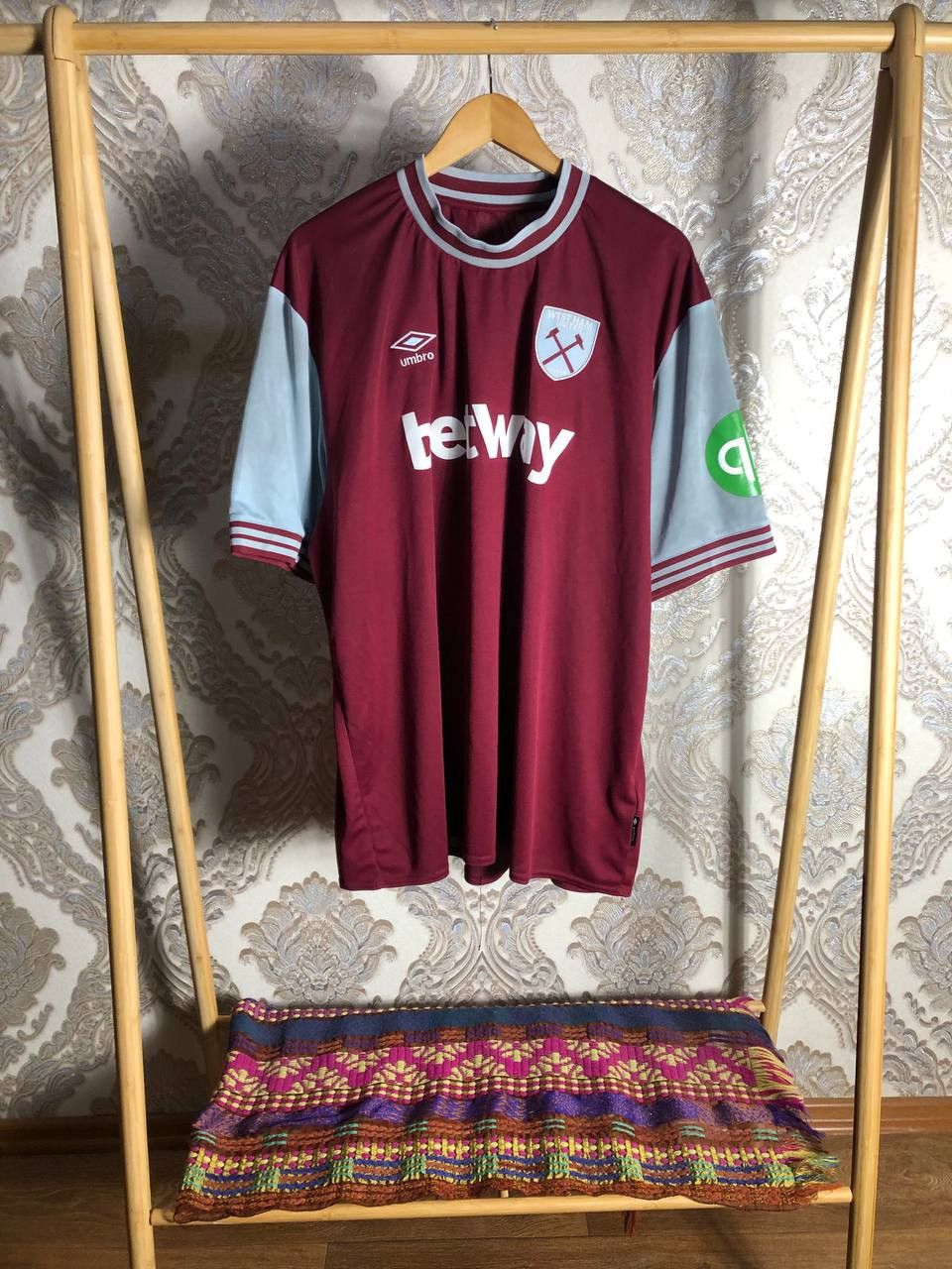 Umbro VINTAGE UMBRO FC WEST HAM UNITED ENGLAND SOCCER JERSEY RETRO Size US XXL / EU 58 / 5 - 1 Thumbnail