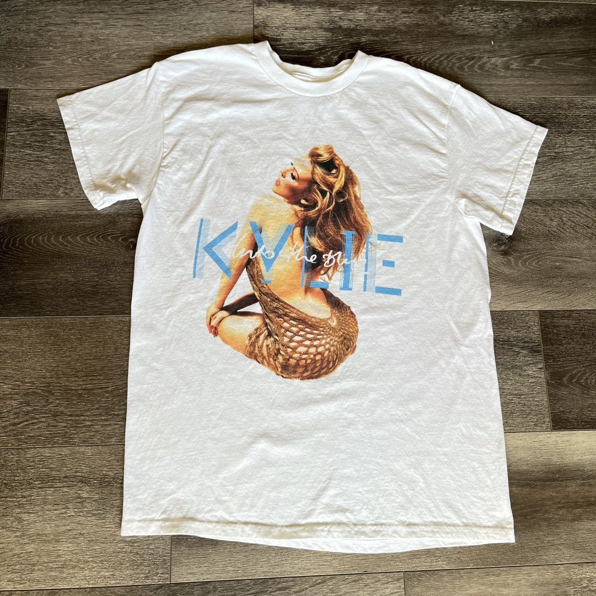 Band Tees Vintage 2014 Kylie Minogue Into the Blue Band Logo Tee Shirt Size US M / EU 48-50 / 2 - 1 Thumbnail