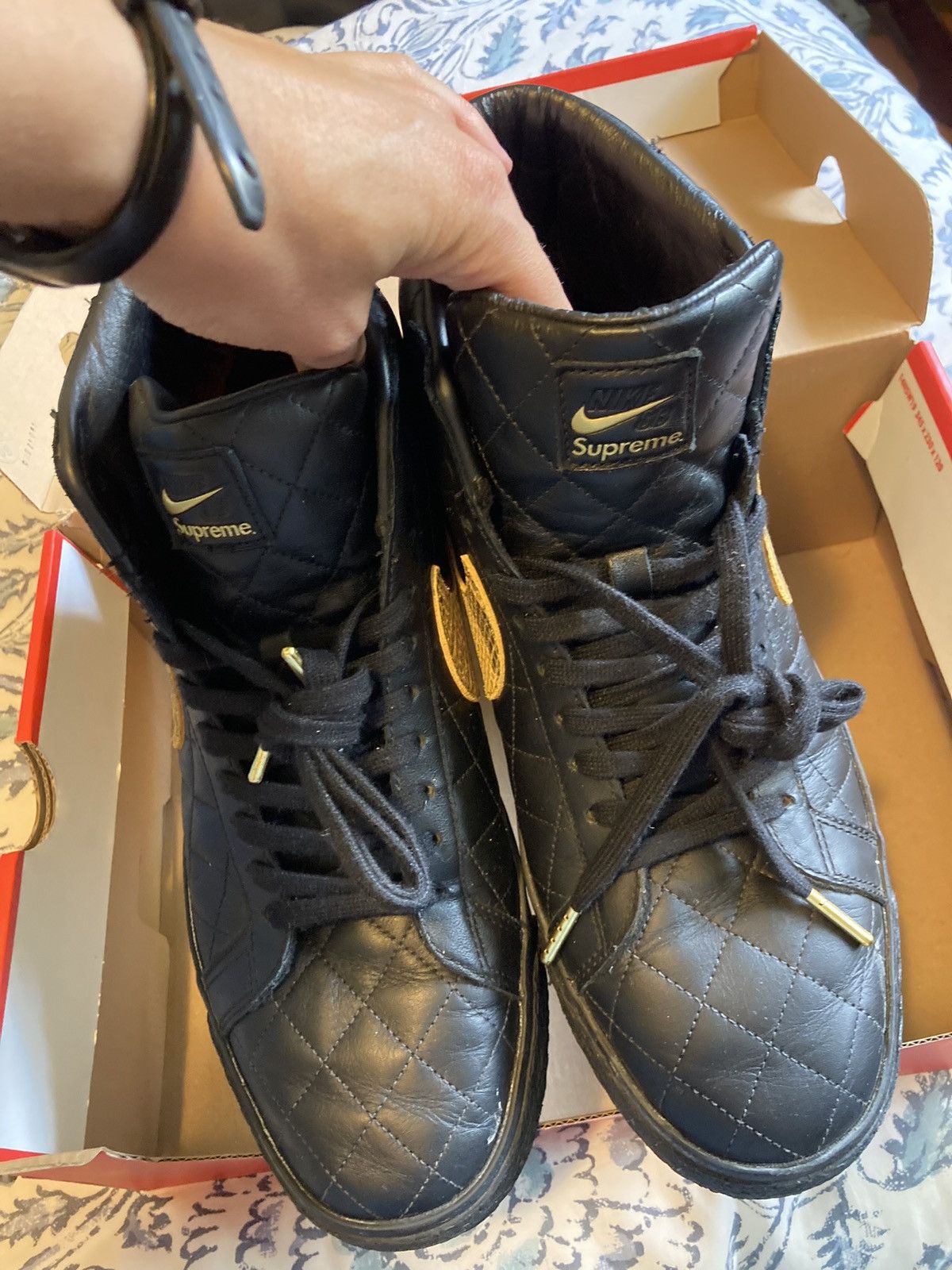 Nike × Supreme Supreme x Nike SB Zoom Blazer Mid QS Men’s size 11 Size US 11 / EU 44 - 7 Thumbnail