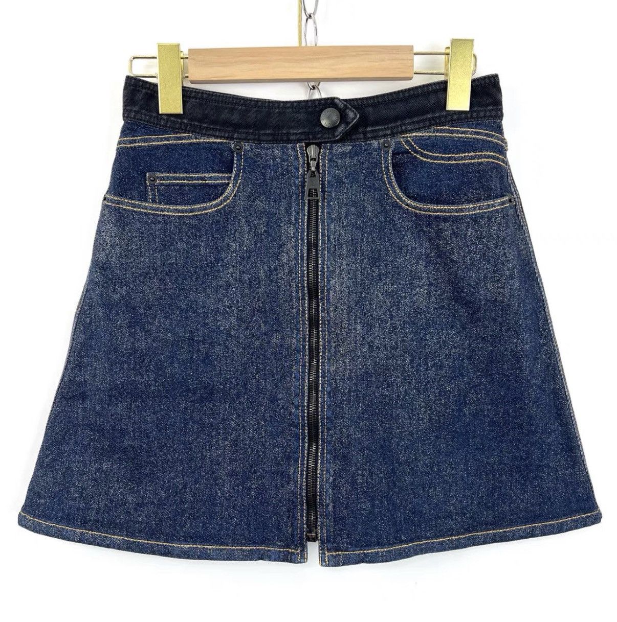 Louis Vuitton Louis Vuitton Zip-Up Denim A-Line Skirt K12 Size 25" / US 0 / IT 36 - 1 Thumbnail