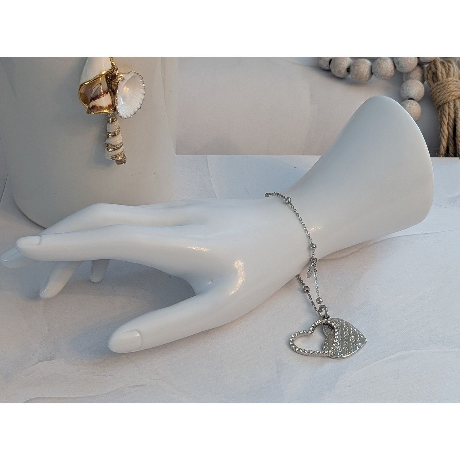 Vintage VTG Silver-Tone 7 1/2" Chain Rhinestone Heart Charm Bracelet Size ONE SIZE - 1 Thumbnail