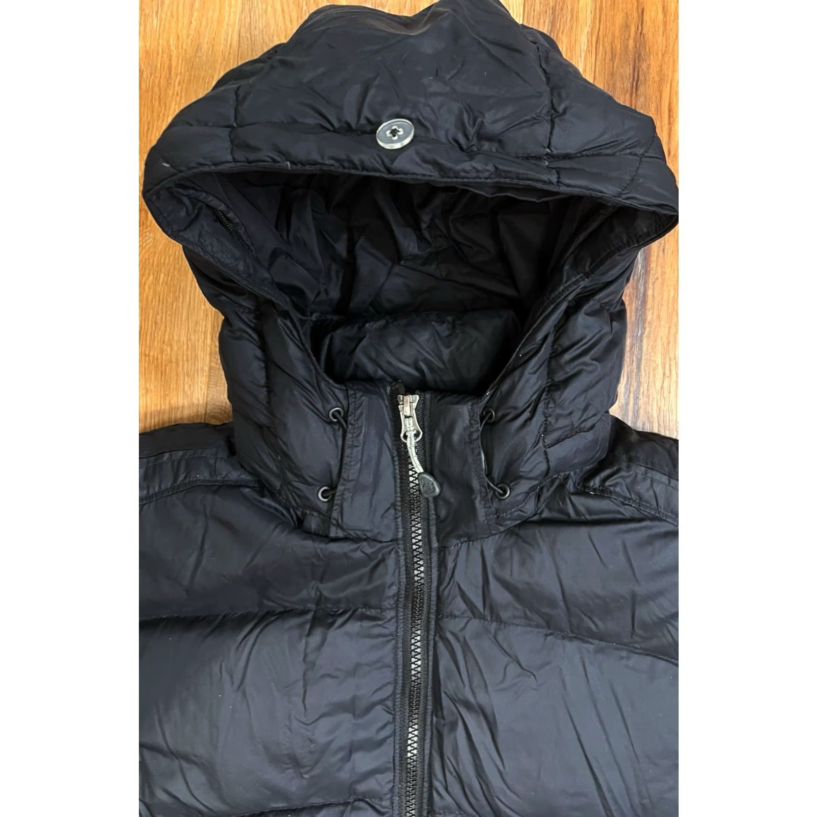 Mountain Hardwear VINTAGE Mountain Hardwear Women's Parka Jacket Hooded Down Puffer Coat Small - Black - Mid-Length - Zip - Nylon - Solid - Down - Regular - Women Size S / US 4 / IT 40 - 4 Thumbnail