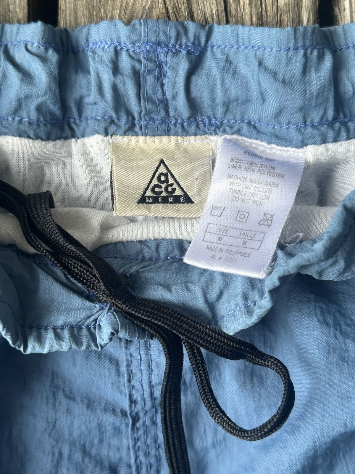 Nike Vintage Nike ACG Blue Shorts Size Large Size US 32 / EU 48 - 5 Thumbnail