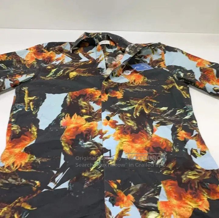 Givenchy Givenchy Men's Loose Printed Cotton Short. Size US XXS / EU 40 - 4 Thumbnail