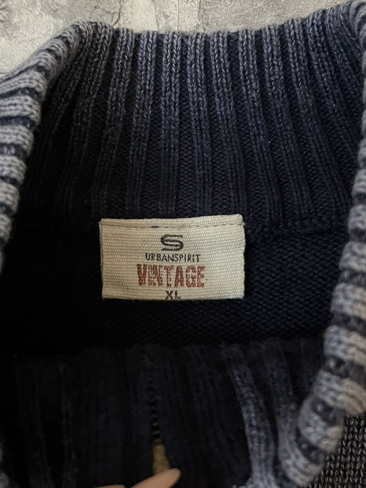Vintage vintage sweater luxury y2k style streetwear Size US XL / EU 56 / 4 - 3 Thumbnail