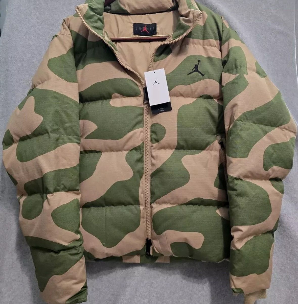 Jordan Brand New Nike Air Jordan Camo Down Puffer Jacket Men's Size XL Size US XL / EU 56 / 4 - 1 Thumbnail