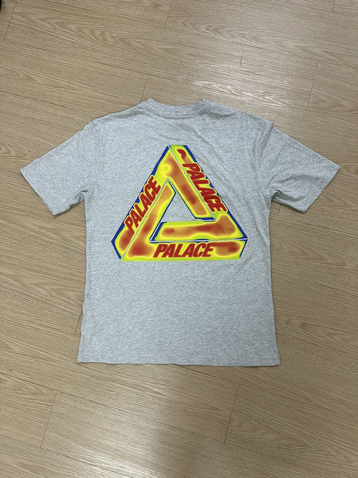 Palace Palace Heat Sensi Tee Size US M / EU 48-50 / 2 - 6 Thumbnail