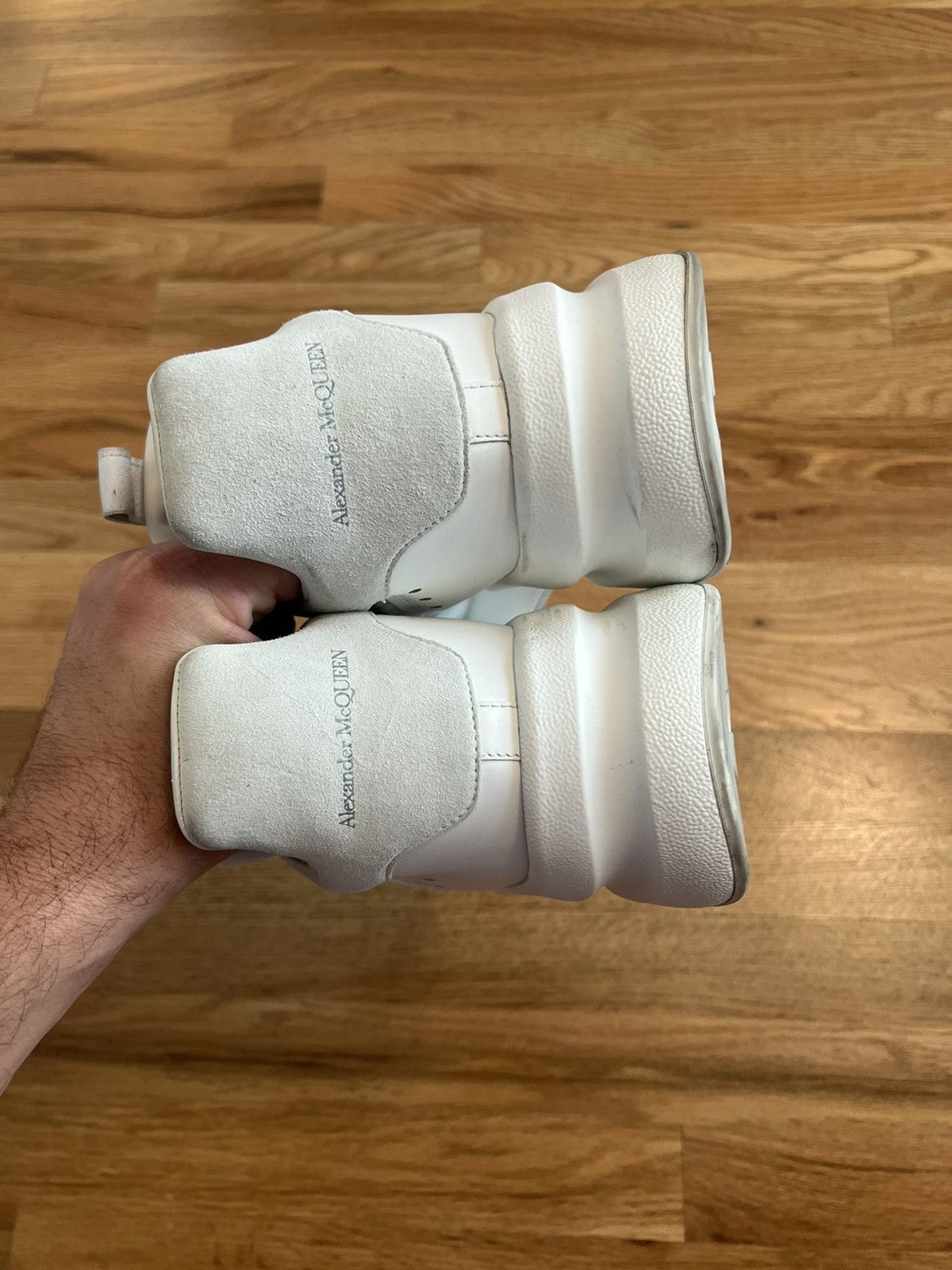 Alexander McQueen ALEXANDER MCQUEEN Oversized Runner Sneakers Size US 10 / EU 43 - 6 Thumbnail