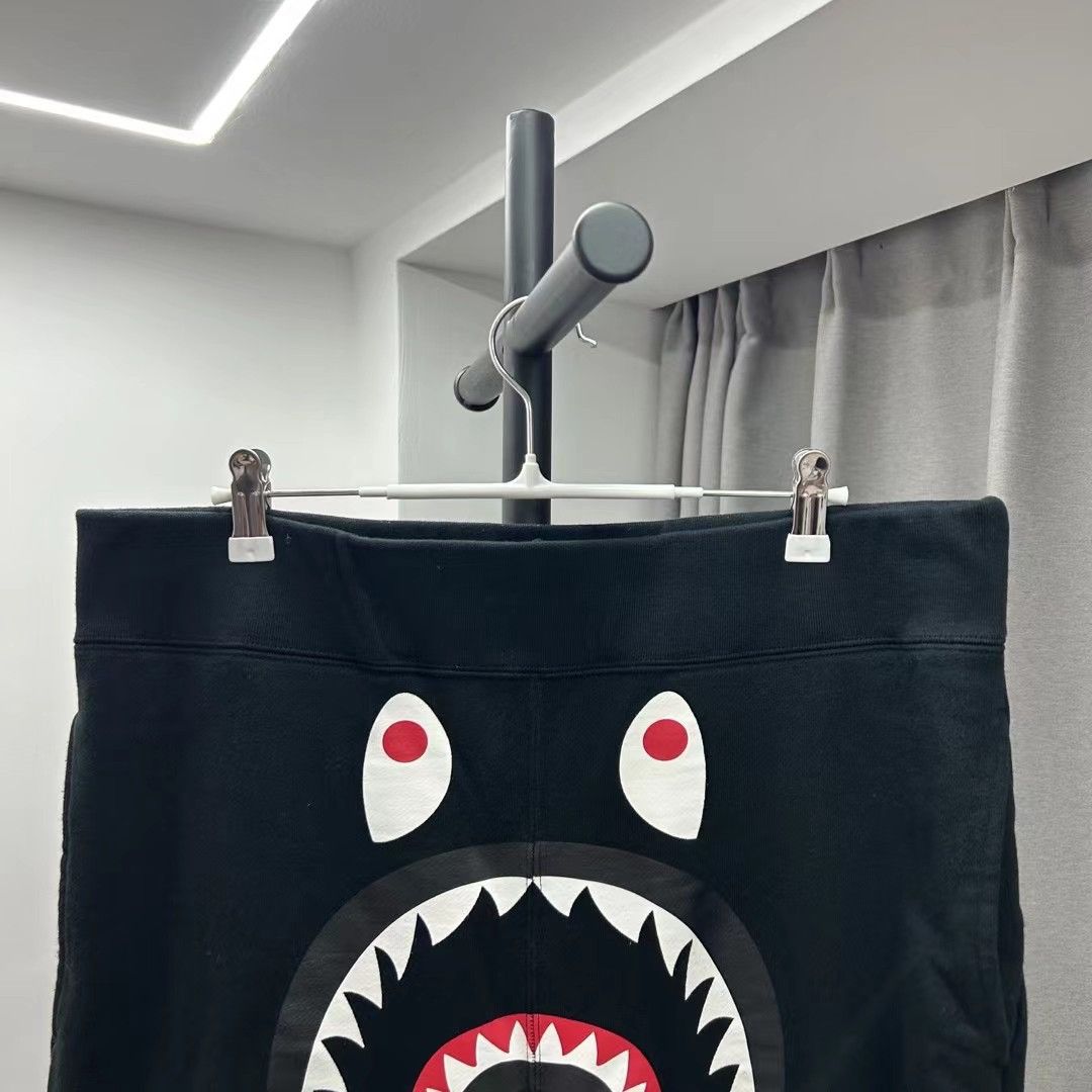 Bape SHARK SWEAT PANT Size US 34 / EU 50 - 5 Thumbnail