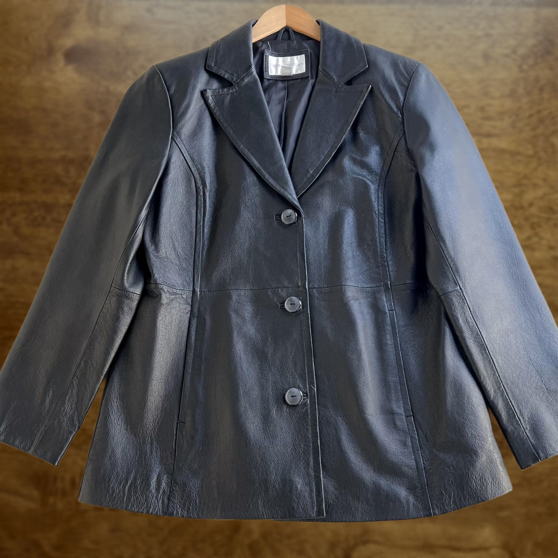 Worthington Worthington Blazer Jacket Womens Large Black Faux Leather 3 Button Lined Pockets Shirt Womens Large Black Button Front Closure Casual Business Size L / US 10 / IT 46 - 1 Thumbnail