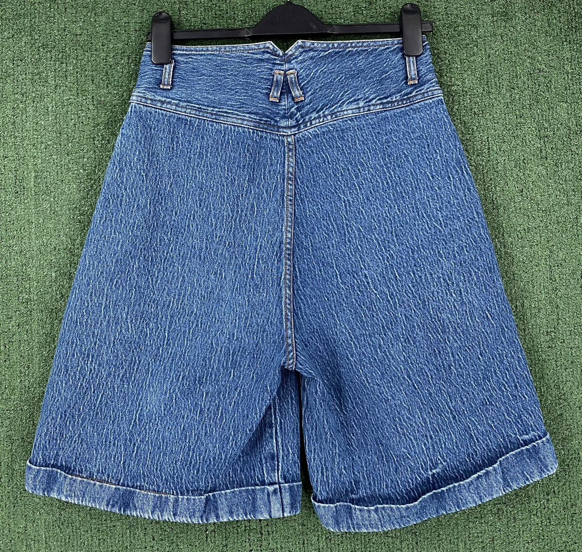 Lee 90’s Lee Pleated Cuffed Jean Shorts Jorts Size 27” Waist Size 27" / US 4 / IT 40 - 7 Thumbnail