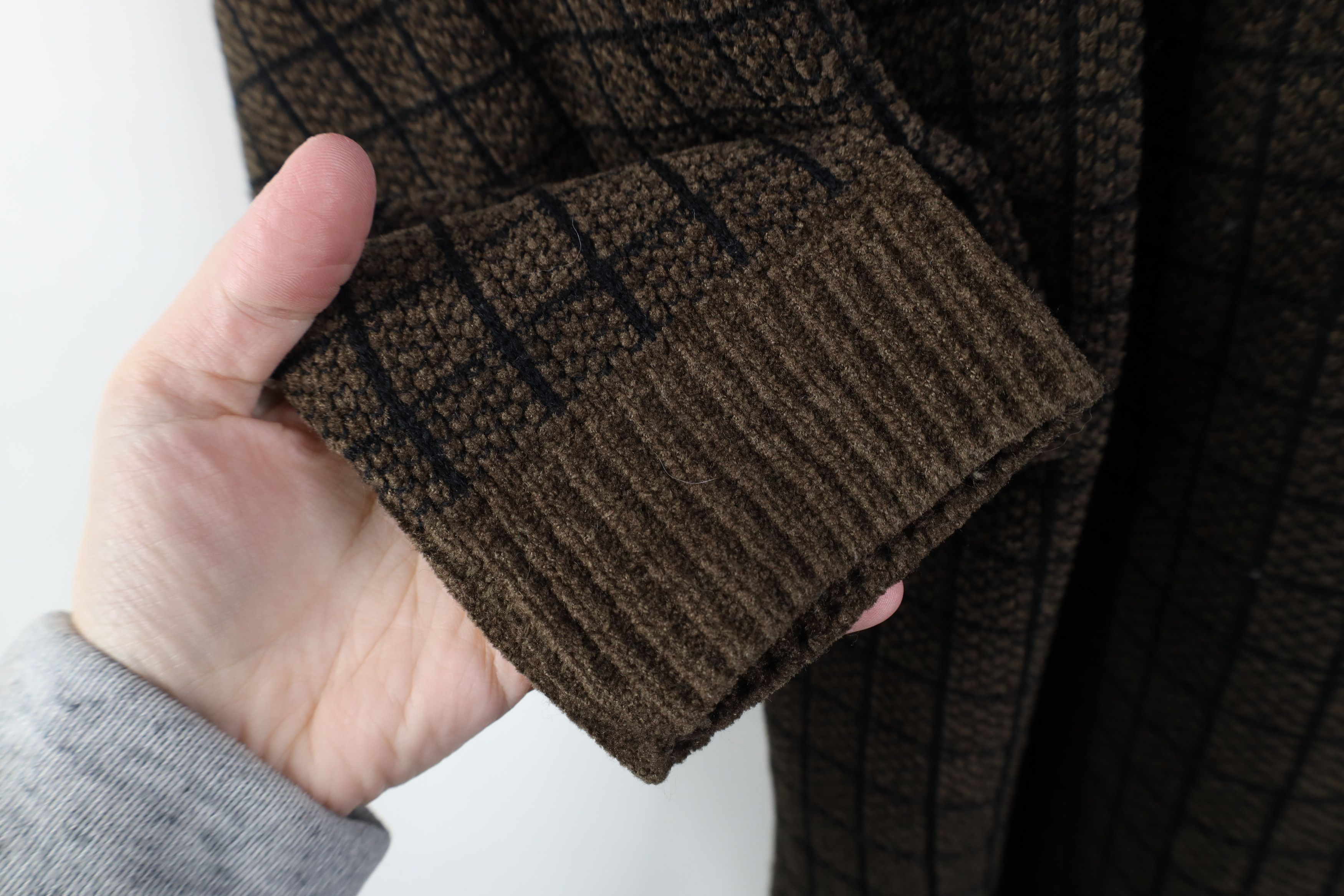 Vintage Vintage 90s Streetwear Fleece Crewneck Sweater Brown Plaid Size US L / EU 52-54 / 3 - 6 Thumbnail