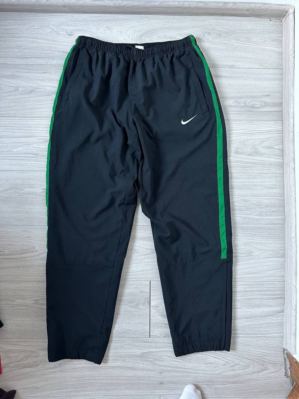 Nike Vintage Nike Neylon Sweatpants Drill Size US 40 / EU 56 - 1 Thumbnail