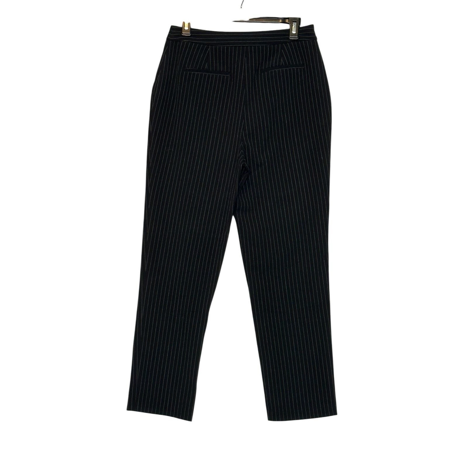 Forever 21 Forever 21 black white pinstripe pleated pants size Medium Size 30" / US 8 / IT 44 - 8 Thumbnail