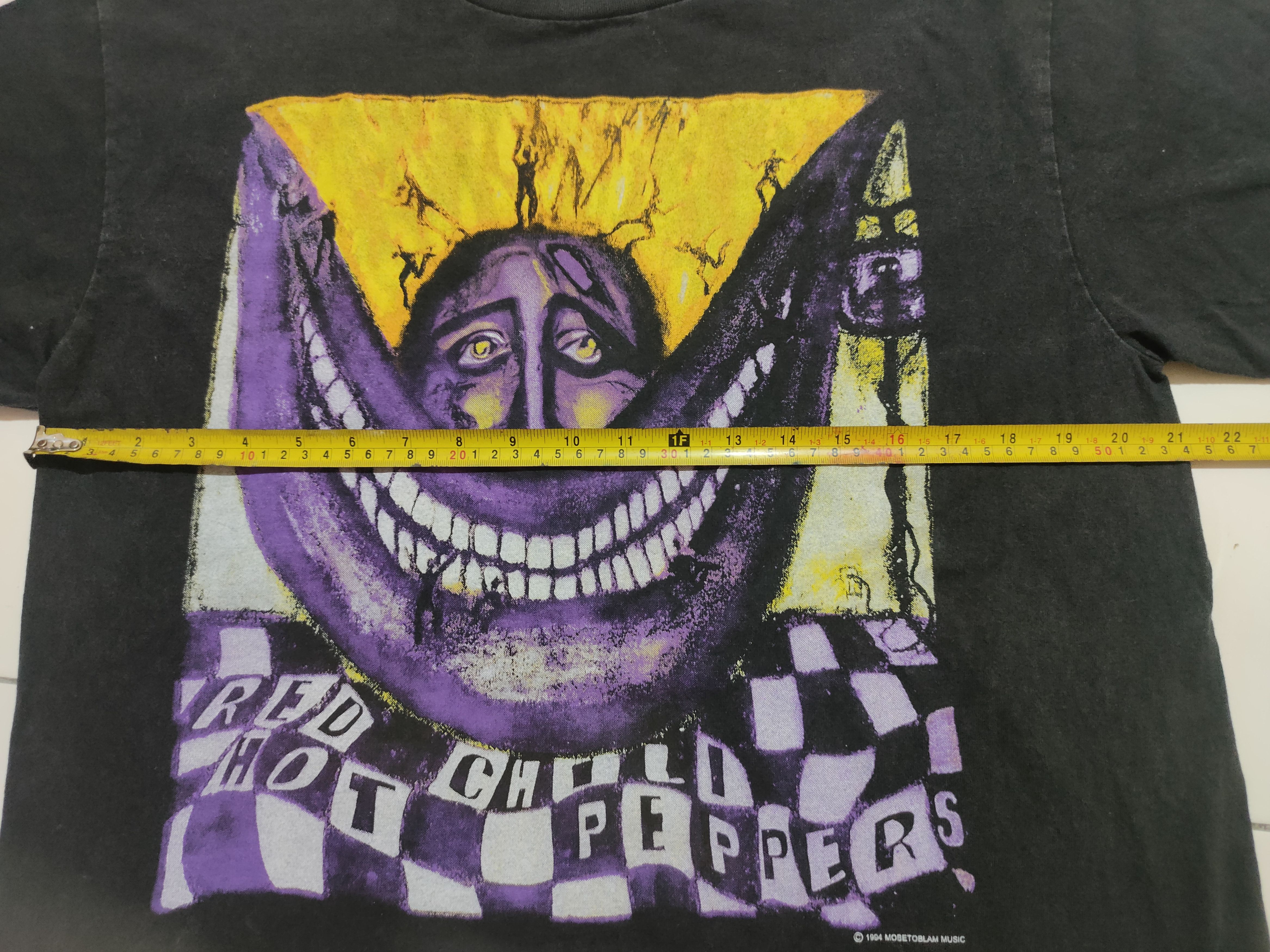 Band Tees Rare red hot chilli peppers Size US L / EU 52-54 / 3 - 9 Thumbnail