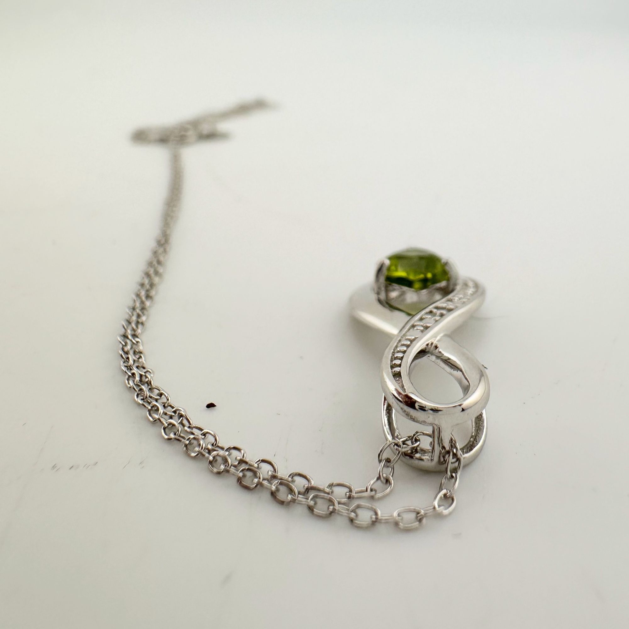Other Beautiful Heart Peridot Infinity Necklace with Diamond Accen Size ONE SIZE - 7 Thumbnail