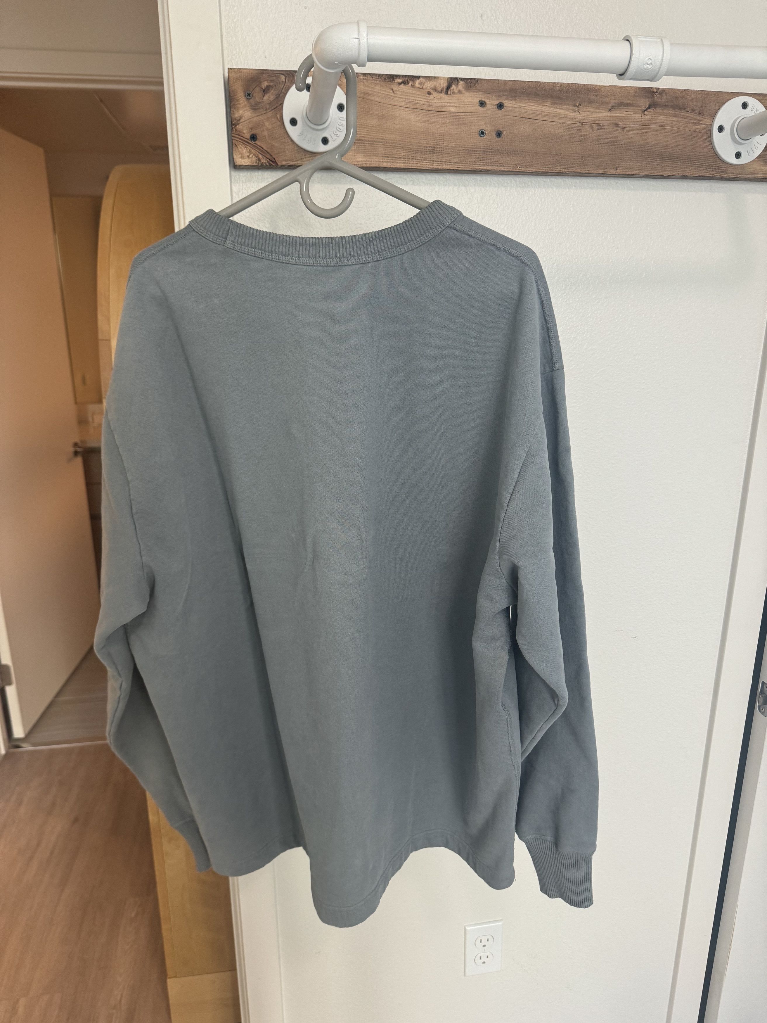 Acne Studios Acne Studios Crew Neck Light Blue Size US XL / EU 56 / 4 - 4 Thumbnail