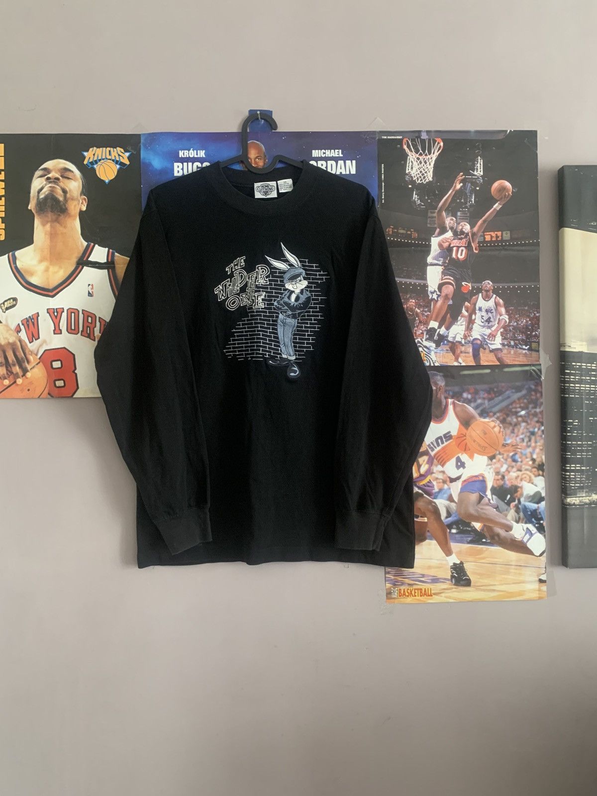 Acme Clothing 1994 Vintage Acme Clothing Bugs The Wilder One Longsleeve Size US XS / EU 42 / 0 - 1 Thumbnail