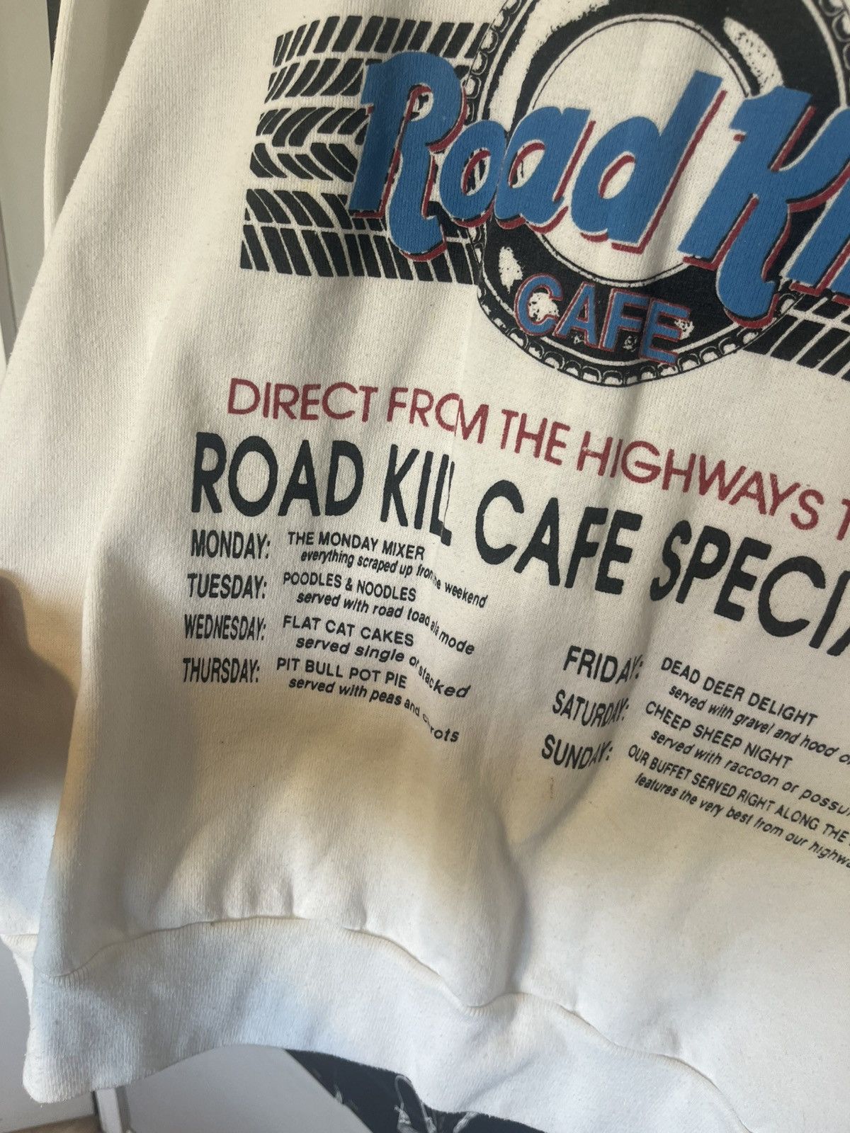 Hard Rock Cafe Vintage 90’s made USA Road Kill Cafe Parody Humor Sweatshirt Size US L / EU 52-54 / 3 - 5 Thumbnail