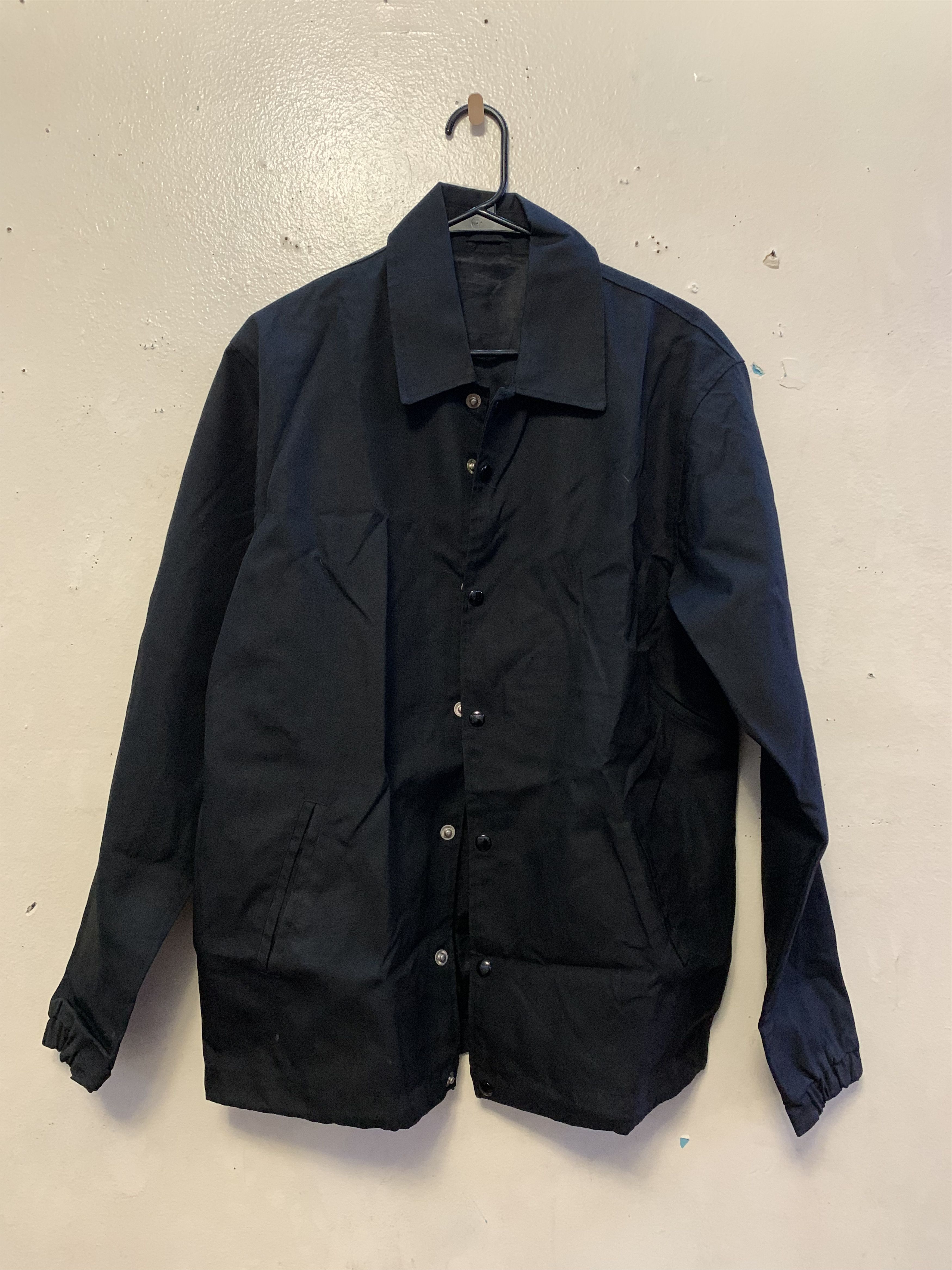 Richardson RICHARDSON Coach Jacket ⊛ BLACK ⊛ Gently Used w/ Minor Flaw Size US M / EU 48-50 / 2 - 1 Thumbnail