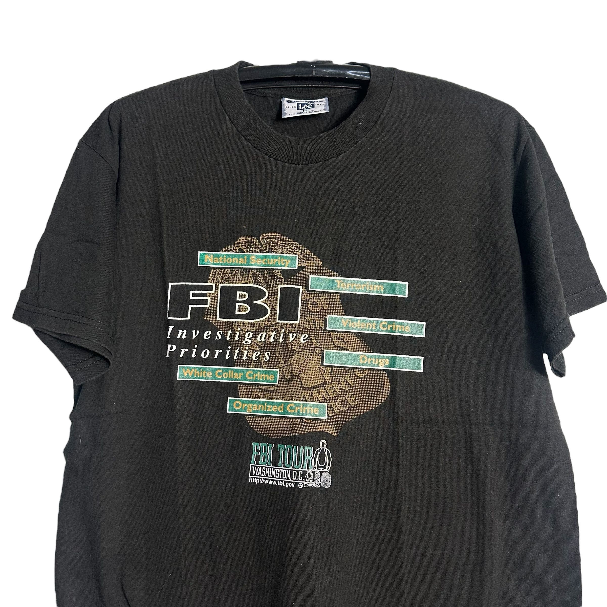 Vintage 🔥RARE🔥Vintage FBI Investigative Priorities Promo T-shirt Size US M / EU 48-50 / 2 - 2 Thumbnail