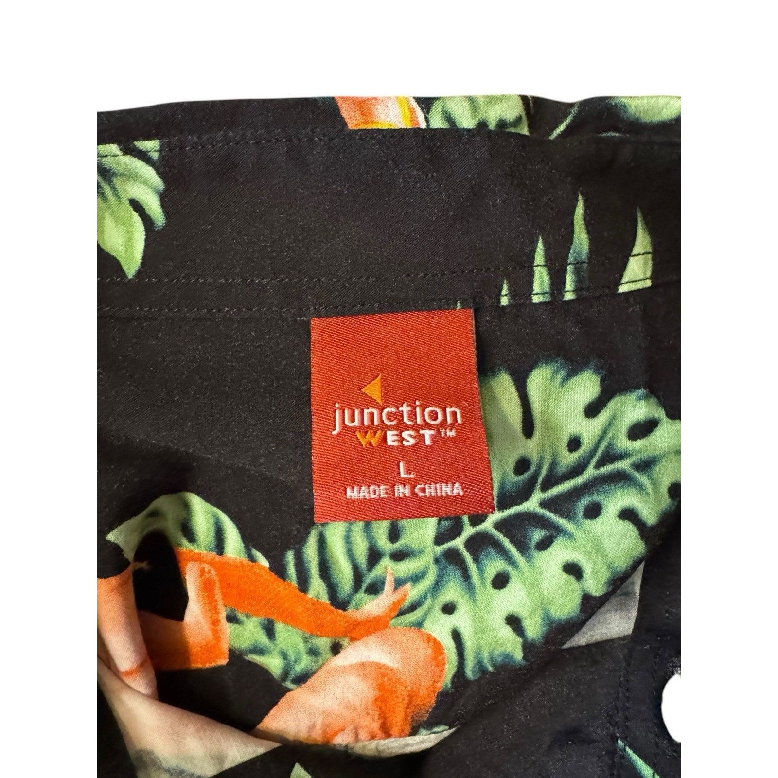 Other Junction West Pin Up Girl Martini Hawaiian Shirt Floral Size US L / EU 52-54 / 3 - 6 Thumbnail