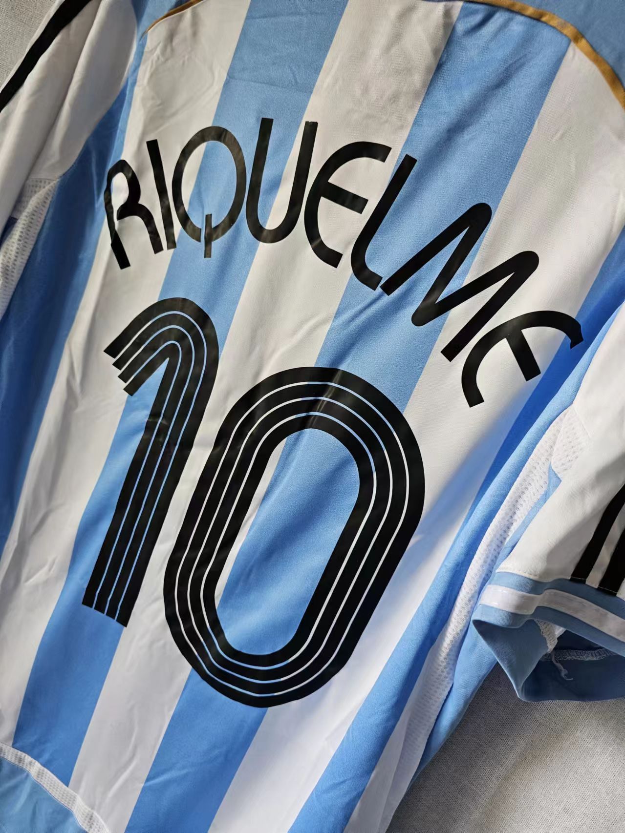 Other 2006 Argentina #10 Riquelme Jersey Home Size US M / EU 48-50 / 2 - 4 Thumbnail
