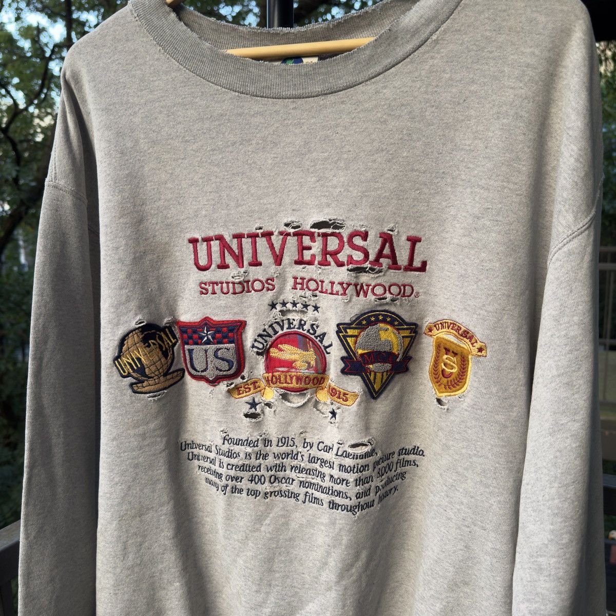 Vintage Universal Studios Hollywood Thrashed Sweatshirt ERD Grunge Size US XL / EU 56 / 4 - 8 Thumbnail