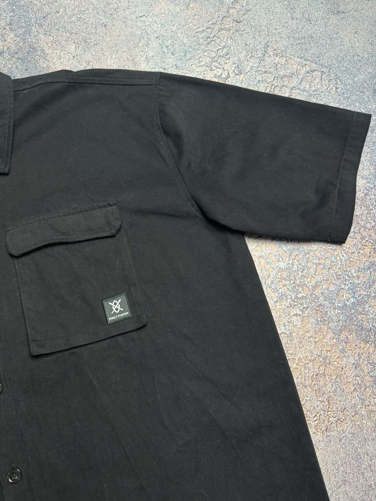 Daily Paper Daily Paper Natir SS Shirt Black Size XL Size US XL / EU 56 / 4 - 5 Thumbnail