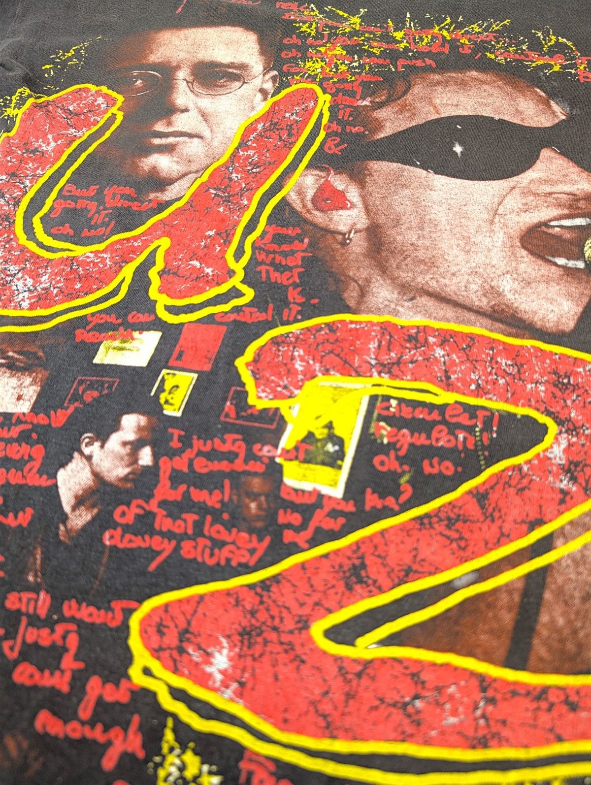Vintage U2 Vintage 90s Single Stiched Rap Graphic Tee Merch Band Size US L / EU 52-54 / 3 - 13 Thumbnail