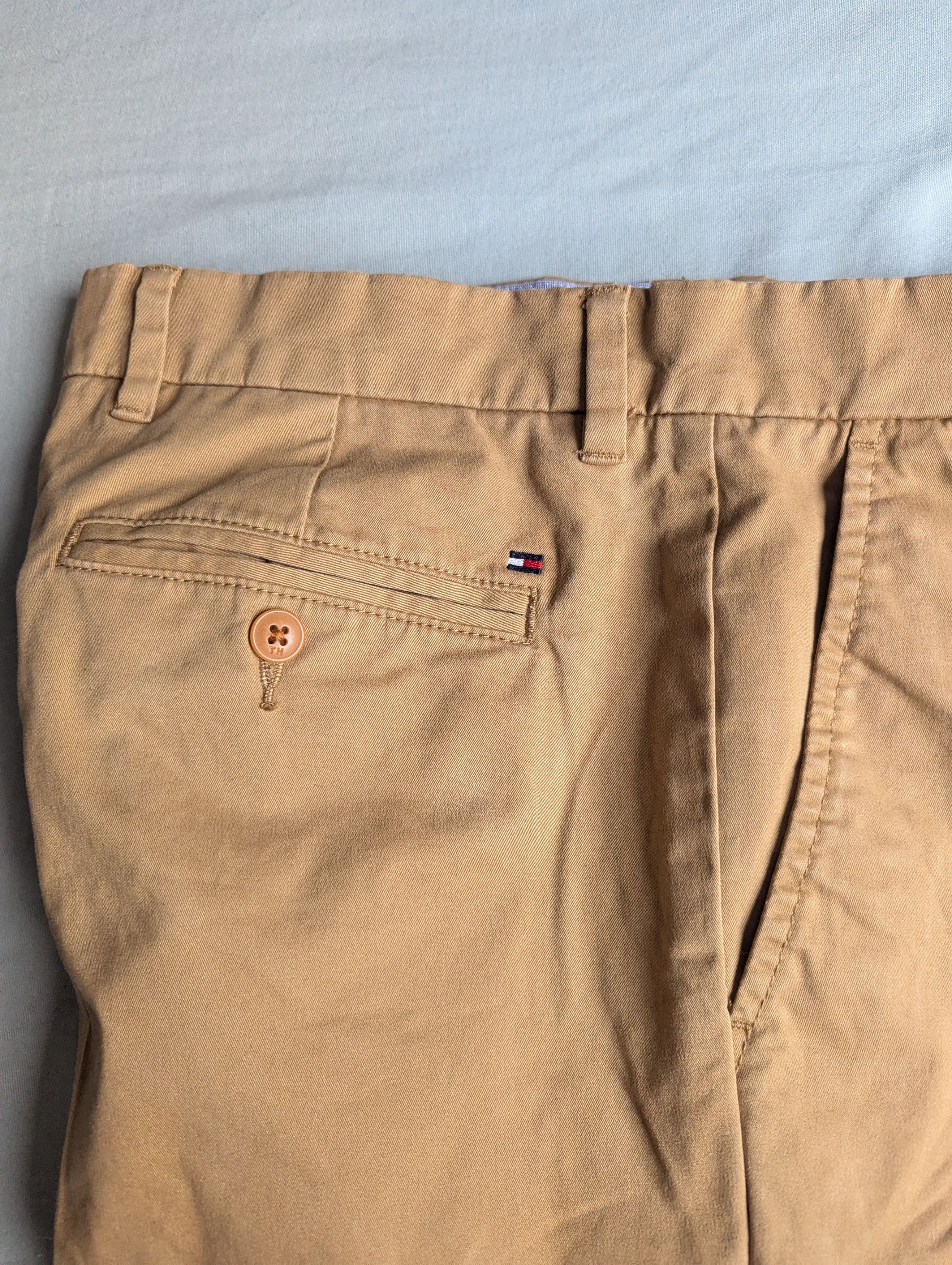 Tommy Hilfiger Khaki Denim-Tommy Hilfiger size 34/32 Size US 32 / EU 48 - 12 Thumbnail