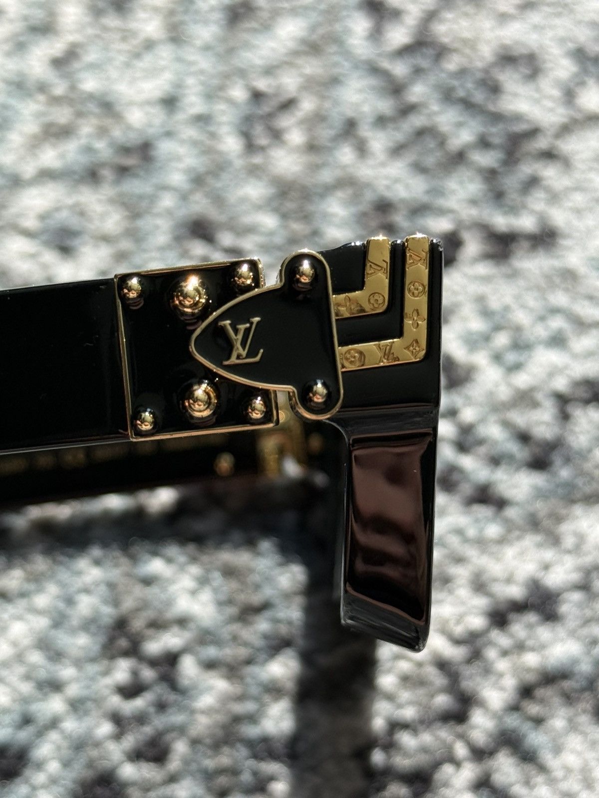 Louis Vuitton Louis Vuitton 1.1 Millionaires Sunglasses Black Gold-Tone Size ONE SIZE - 2 Thumbnail