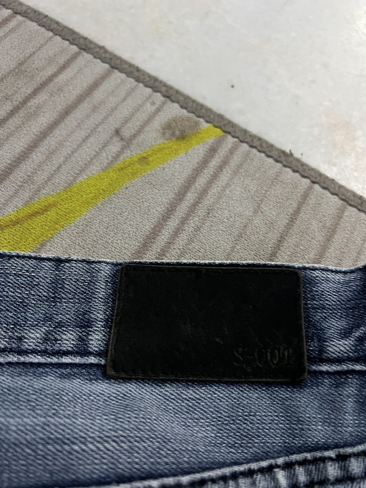 Japanese Brand 💥Vintage Uniqlo Japanese Brand Faded Jean Size US 32 / EU 48 - 25 Thumbnail