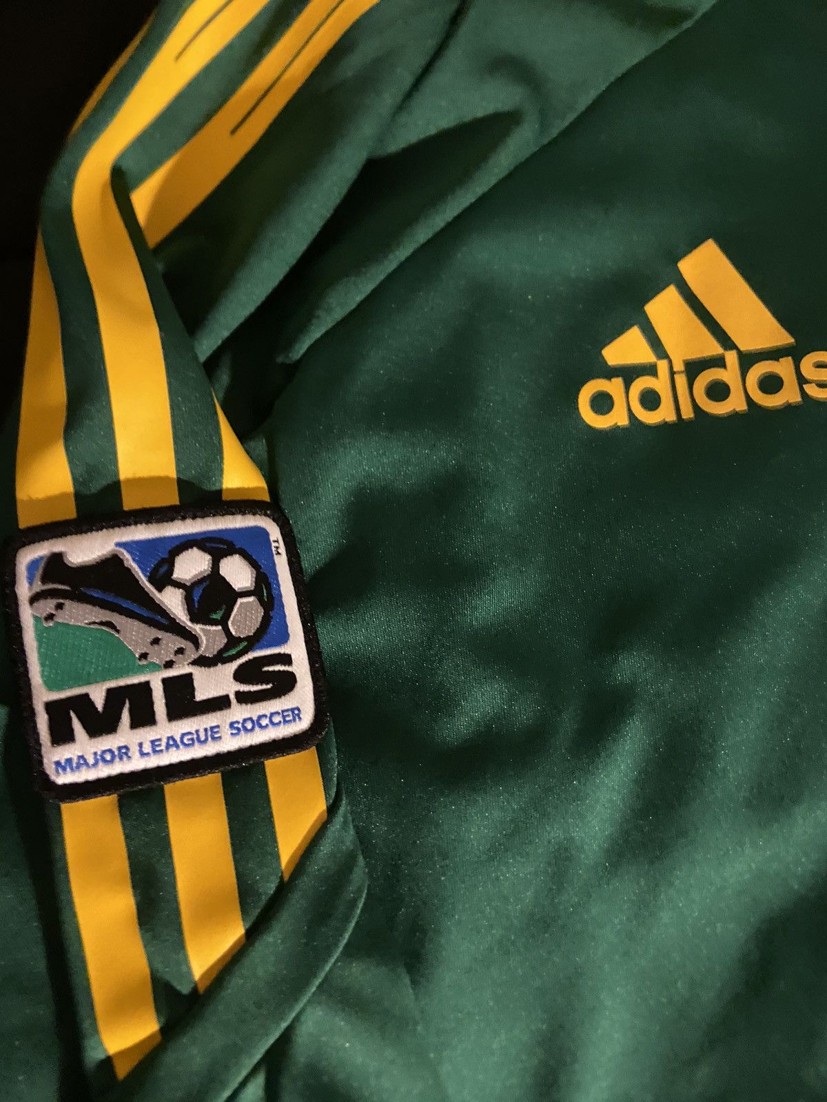 Adidas LA Galaxy Vintage Warm up jersey size L USED Size US L / EU 52-54 / 3 - 2 Thumbnail