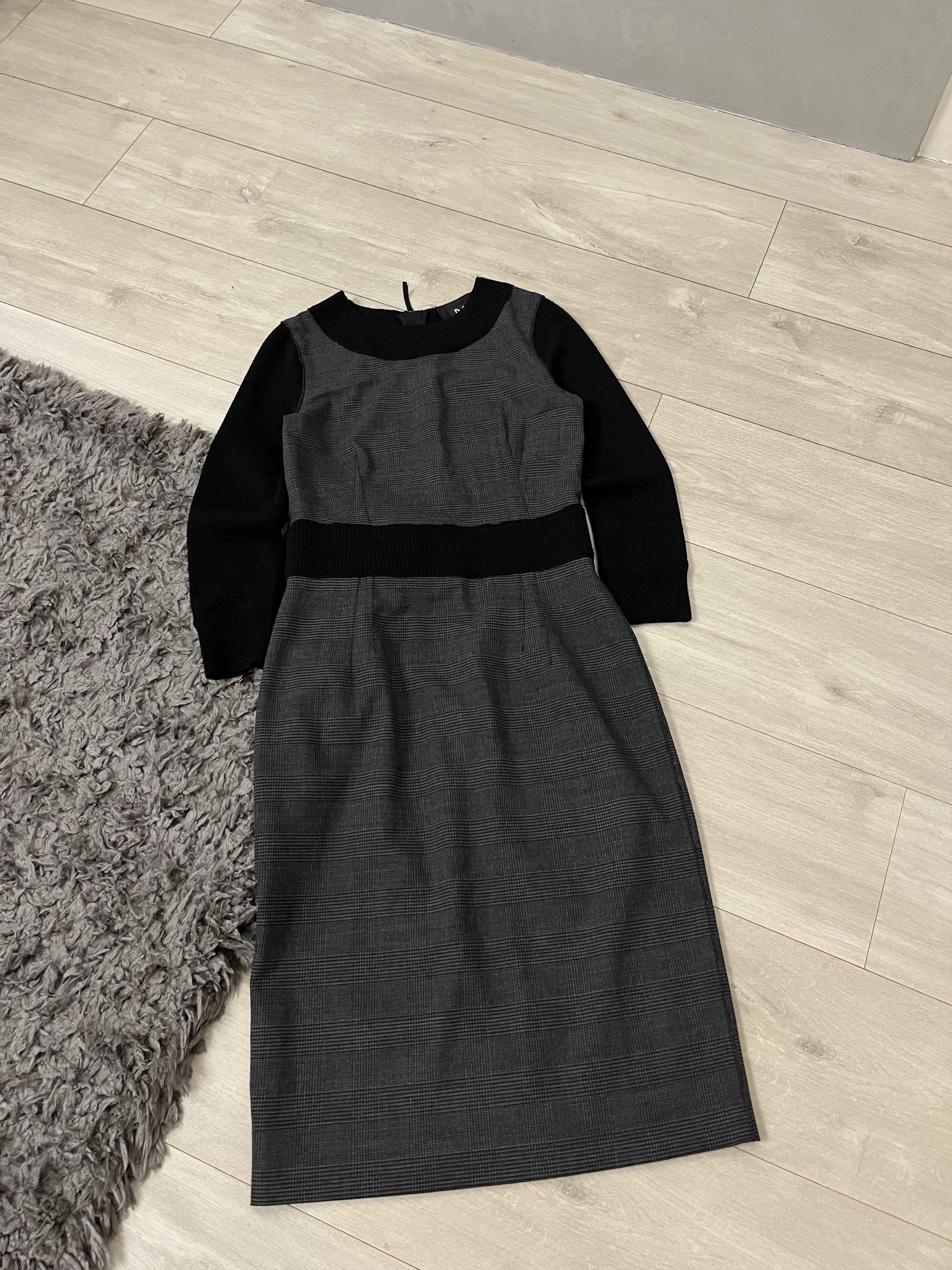 Dolce & Gabbana 🔥00'S DOLCE & GABBANA ARCHIVE WOOL SILK LINED VINTAGE DRESS Size M / US 6-8 / IT 42-44 - 1 Thumbnail