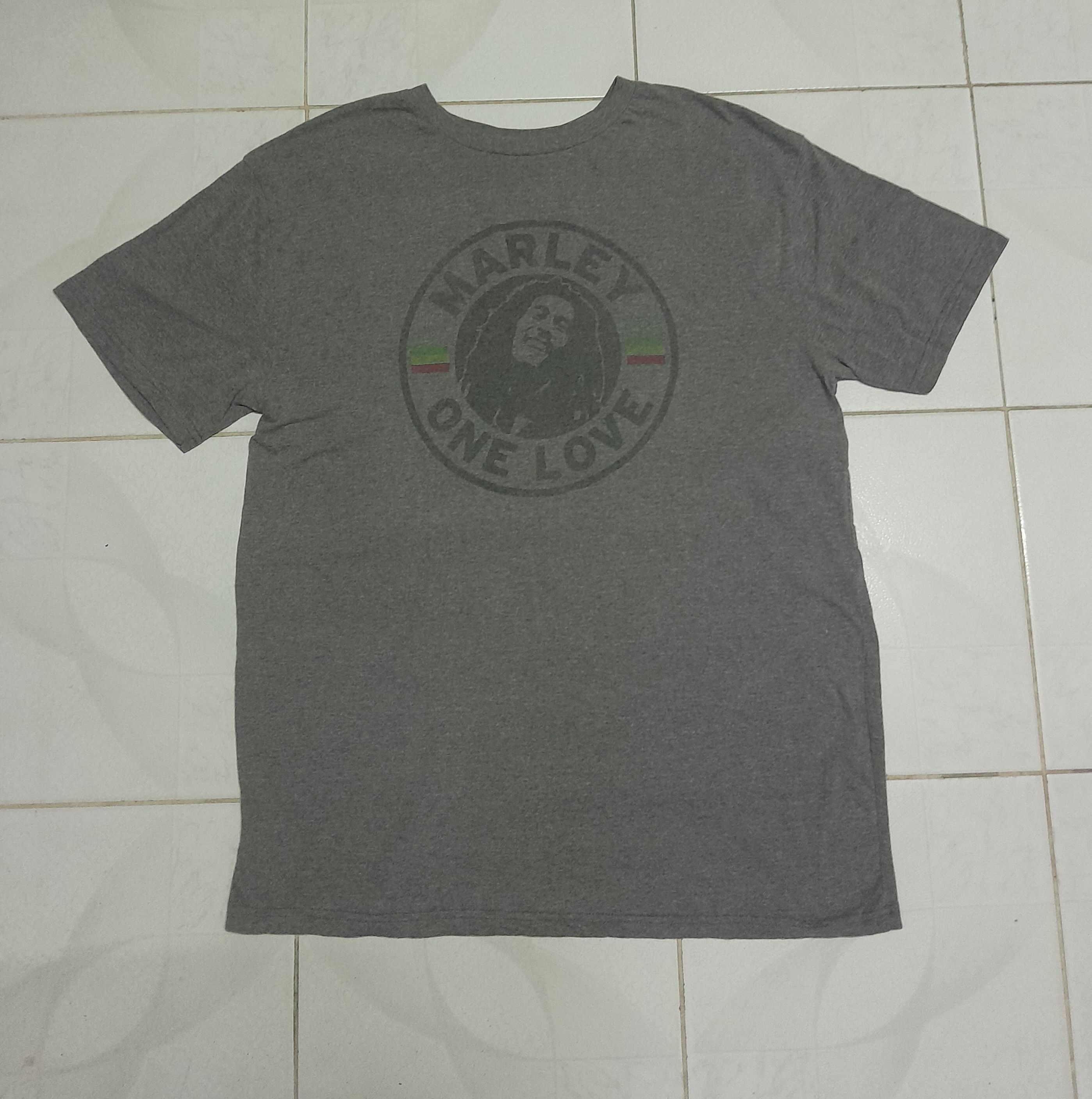 Band Tees 💥FINAL DROP💥BOB MARLEY CHEST PIT 20.5 INCH Size US M / EU 48-50 / 2 - 1 Thumbnail