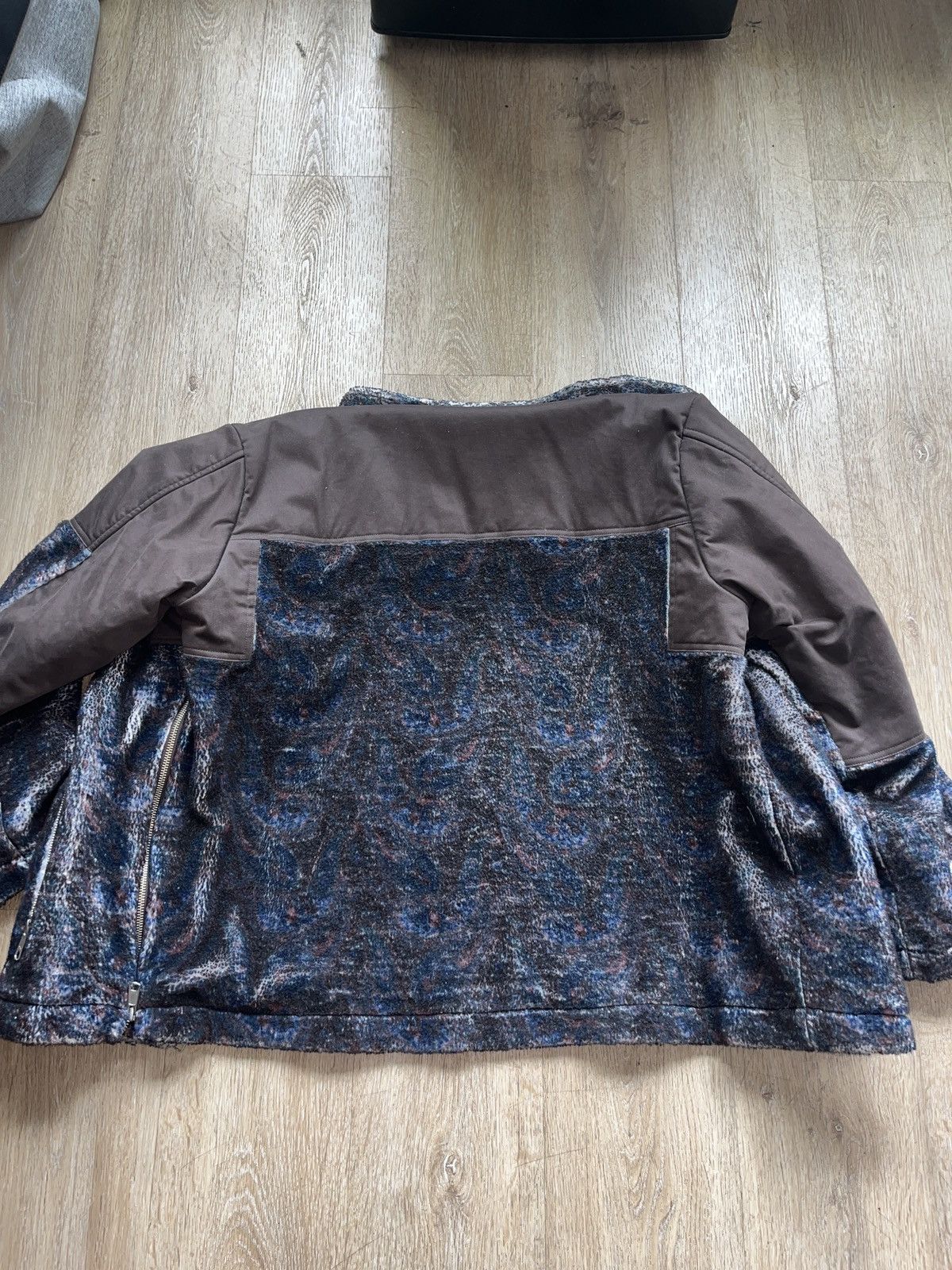 Children of the discordance children of the discordance Paisley fleece jacket (PAIS COL) Size US L / EU 52-54 / 3 - 11 Thumbnail