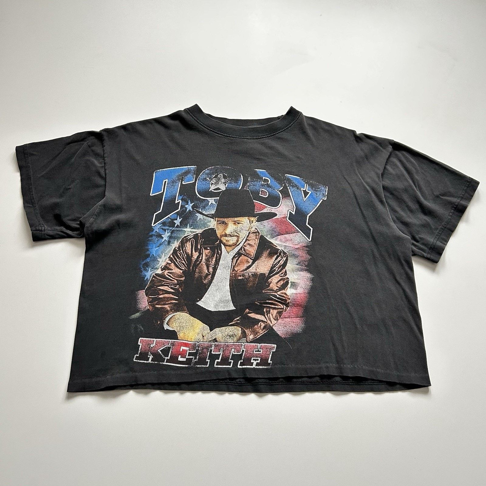 Band Tees Vintage Toby Keith Shirt Large Crop Top Y2K Tour Faded Black Size US L / EU 52-54 / 3 - 1 Thumbnail