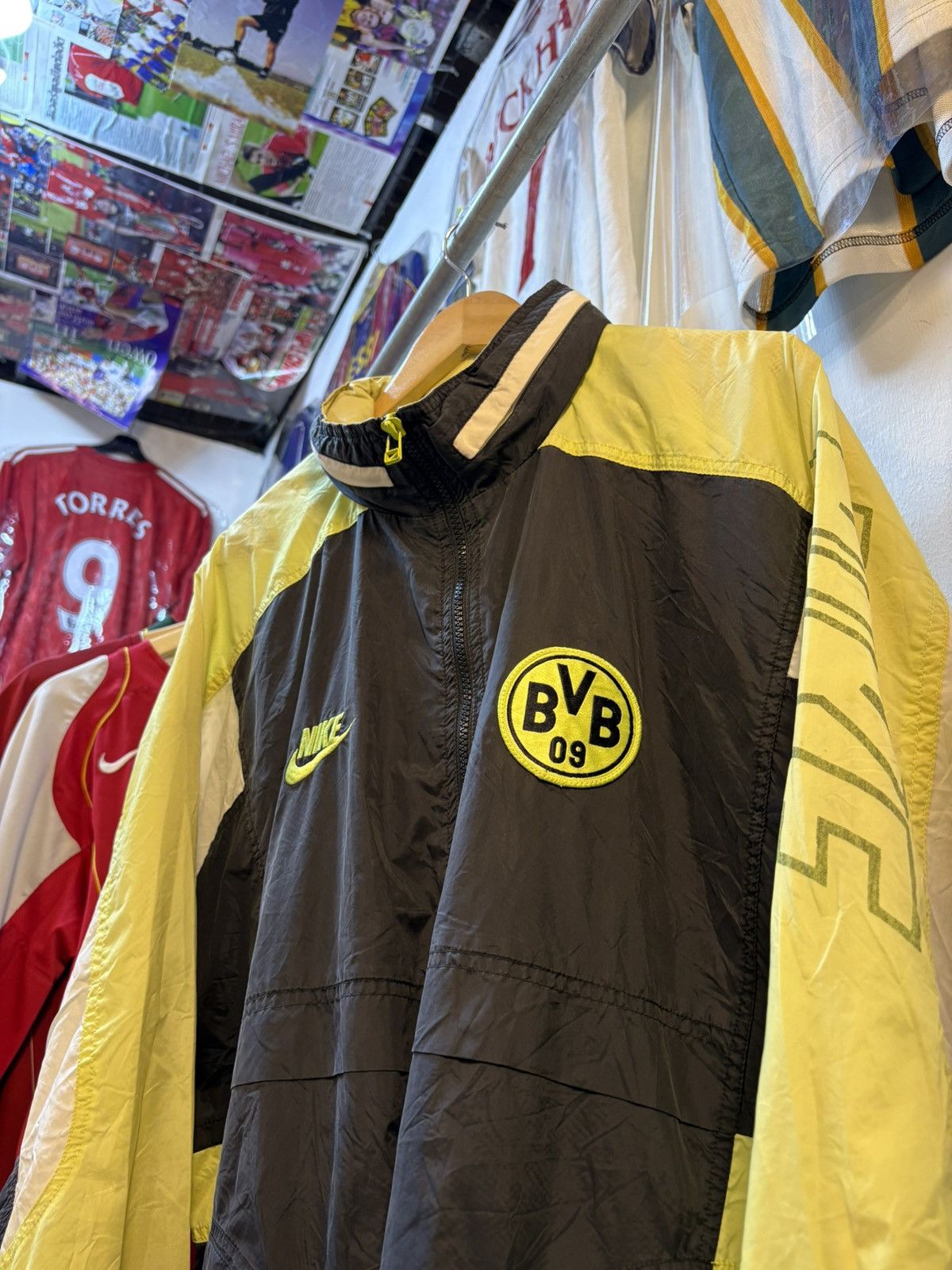 Nike Rare Vintage Borussia Dortmund Tracksuit Size US XL / EU 56 / 4 - 2 Thumbnail
