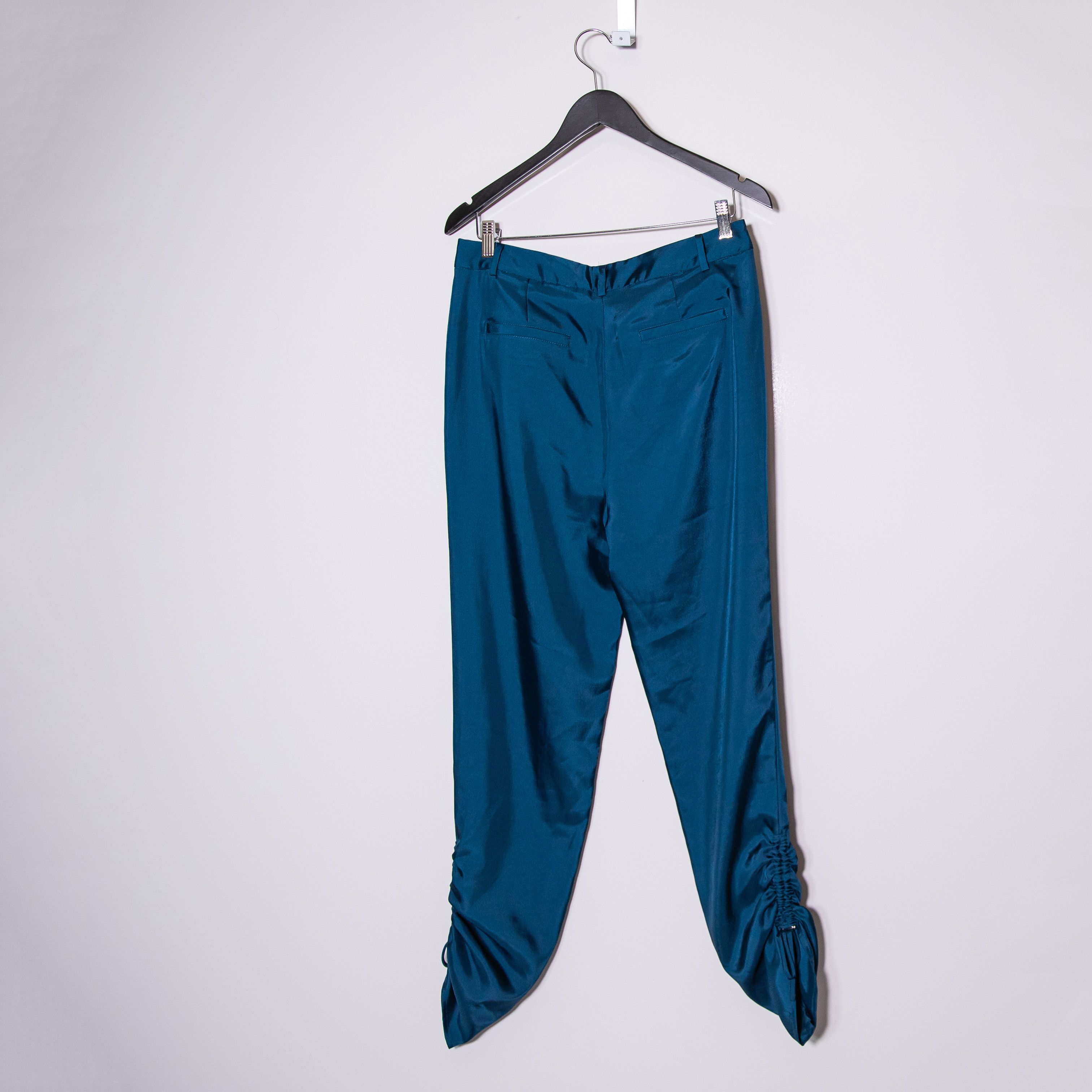 Tibi Tibi Women's Mid Rise Ruched Ankle Crop Size 28" / US 6 / IT 42 - 4 Thumbnail