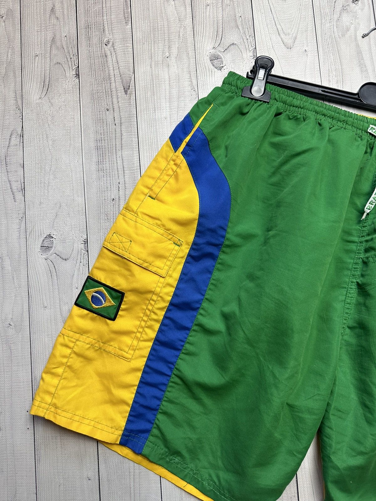 Vintage Vintage Brazil shorts big logo size XXL Size US XXL / EU 58 / 5 - 3 Thumbnail